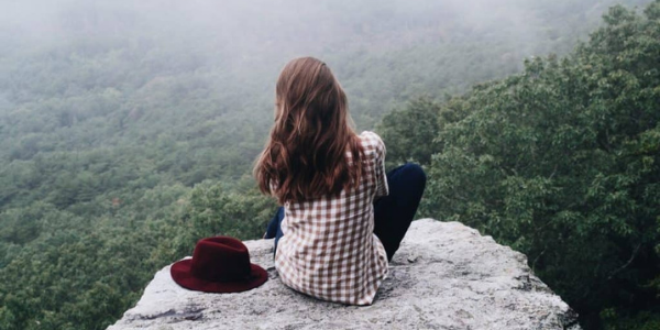 10 Ways to Be Happy Alone and Live a Full Life